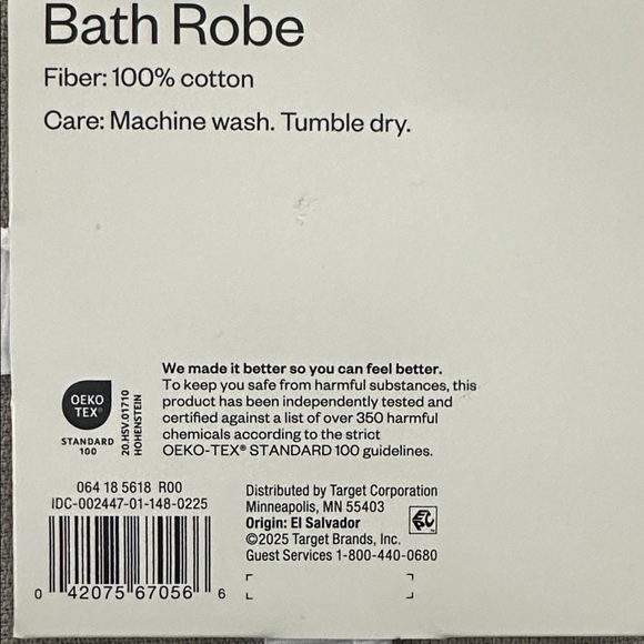🆕 Room Essentials Gray Bath Robe
100% cotton - Picture 7 of 7